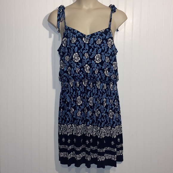 LOFT Dresses & Skirts - Loft dress tie straps adjustable summer spring floral print